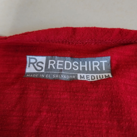 Southern Oregon Red Sleeveless Top - Picture 3 of 6